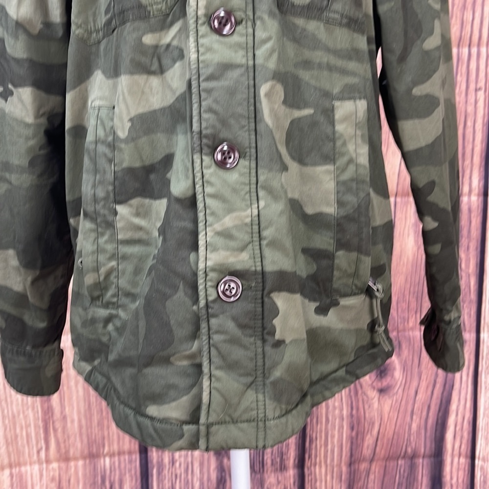 Abercrombie & Fitch green camo button down jacket coat women’s size S - Picture 11 of 17